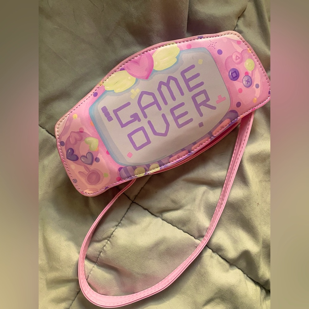 Game over shoulder bag!